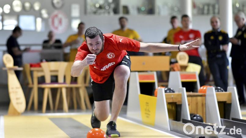 Robert Rösch (Bild) und seine Teamkollegen von Rot-Weiss Hirschau sind am Samstag zu Gast beim Aufsteiger KSC Frammersbach. Archivbild: Hubert Ziegler