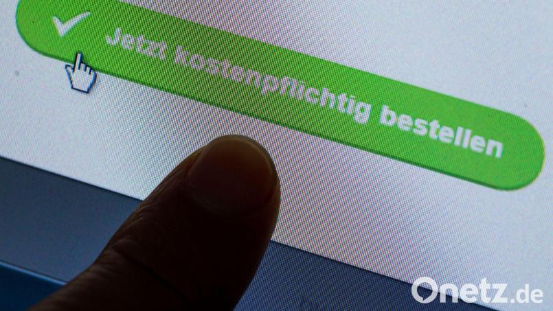 Online-Shopping immer beliebter (Symbolbild) Bild: Jens Büttner/dpa