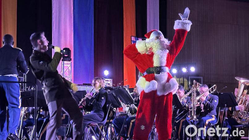 Das traditionelle Weihnachtskonzert der United States Army Europa and Africa Band &amp; Chorus (USAREUR) findet am Freitag, 6. Dezember, um 19 Uhr in der Stadthalle Grafenwöhr statt. Bild: Pirmin Balk / Stadt Grafenwöhr