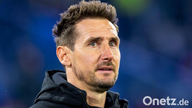 Miroslav Klose hat in seinem Kader eine Reaktion wahrgenommen. Bild: David Inderlied/dpa