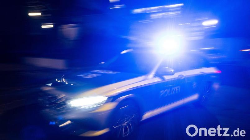 In Weiden ist ein Streit zwischen einem Mann und einer Frau eskaliert. Symbolbild: Marijan Murat/dpa