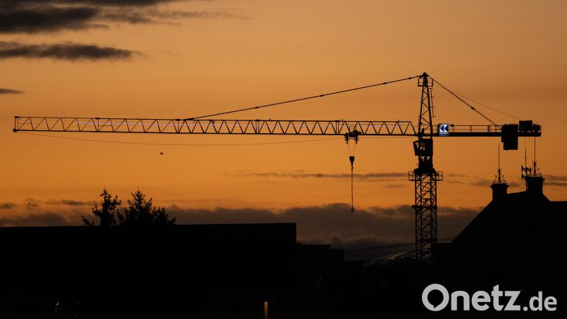 In der vergangenen Stadtratssitzung geht es um Maßnahmen im Rahmen der Städtebauförderung. Symbolbild: Sebastian Kahnert/dpa