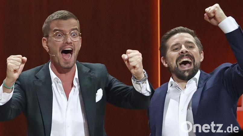Die beiden Entertainer Joko und Klaas starten mit einer Neujahrsgala in das Jahr 2025. (Archivbild) Bild: Daniel Karmann/dpa