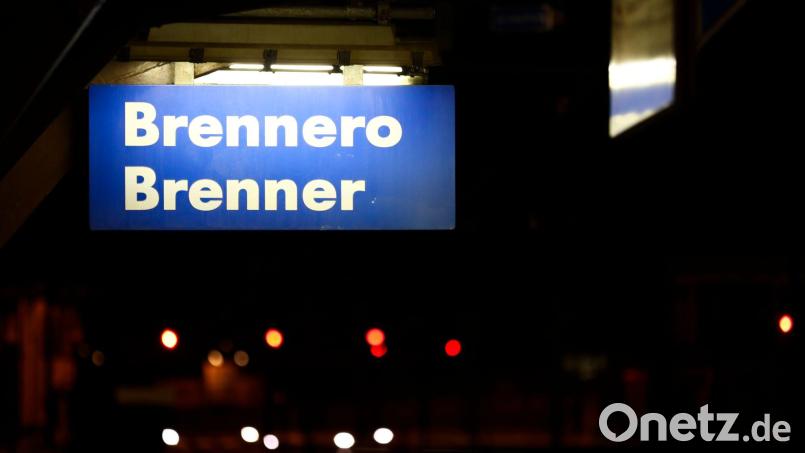 Am Brenner Bahnhof gab es eine Bombendrohung. Archivbild: Matthias Schrader/AP/dpa