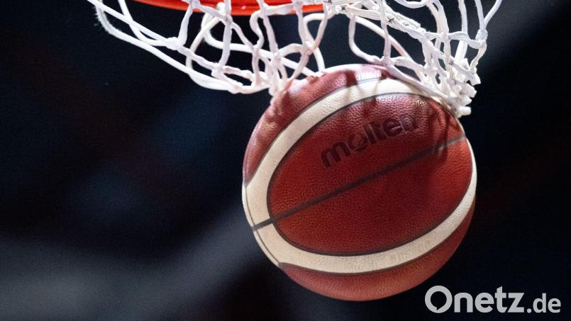 Die Weidener Basketballer empfangen Rattelsdorf. Bild: Hendrik Schmidt/dpa