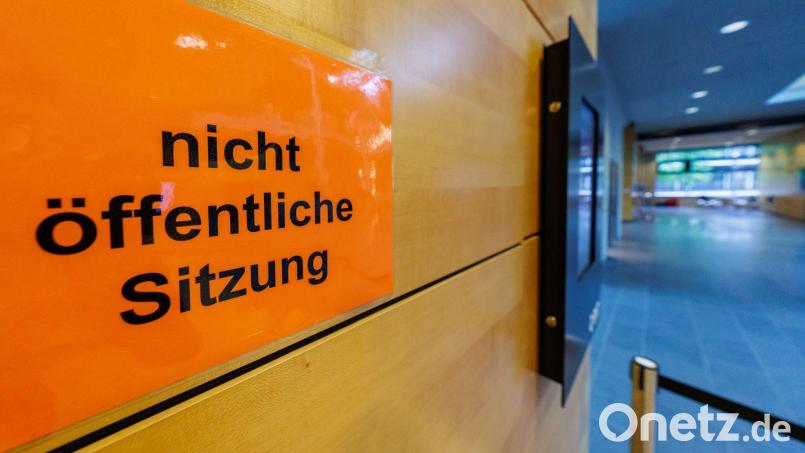 Fast 31 Jahre nach dem gewaltsamen Tod eines Mädchens in Unterfranken stehen vor dem Landgericht Würzburg die Plädoyers an. (Symbolbild) Bild: Daniel Karmann/dpa