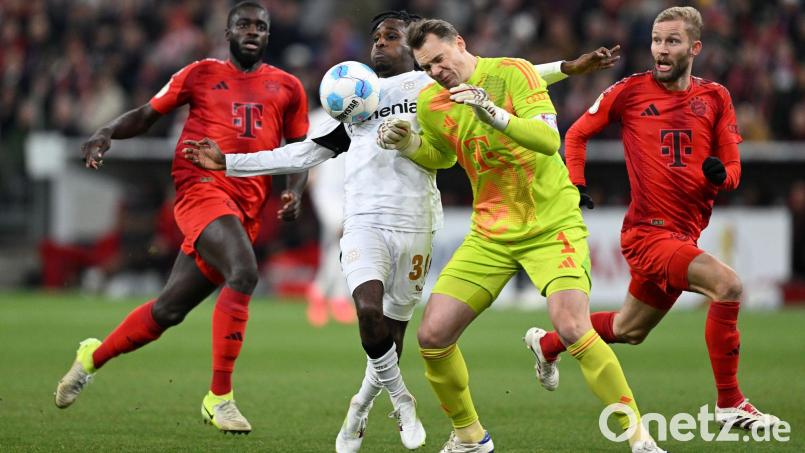 Verhängnisvoller Zusammenstoß mit Leverkusens Frimpong für Manuel Neuer Bild: Sven Hoppe/dpa