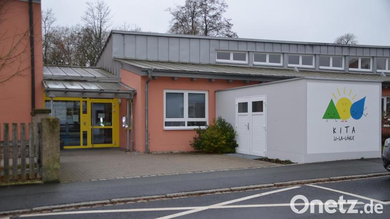 Um die Eltern der derzeit täglich verpflegten 133 Kinder im Kinderhaus „LiLaLöhle“ (Bild) und „Sonnenhügel“ nicht weiter finanziell zu belasten, gilt die Erhöhung des Mittagessenentgelts nicht. Die Erhöhung übernimmt künftig die Familienförderung der Stadt. Bild: ak