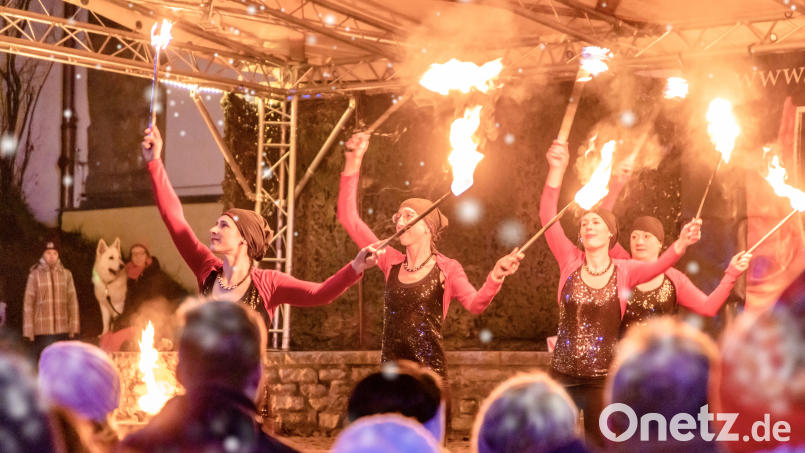 Immer wieder ein Erlebnis: Die Feuershow von Ameno Signum. Bild: Manntau GbR/Mario Linke/exb