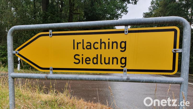 Irlaching Siedlung liegt westlich der Kreisstraße von Schwandorf-Richt nach Schwarzenfeld. Der Weiler zählt nur eine Handvoll Häuser. Bild: Hösamer