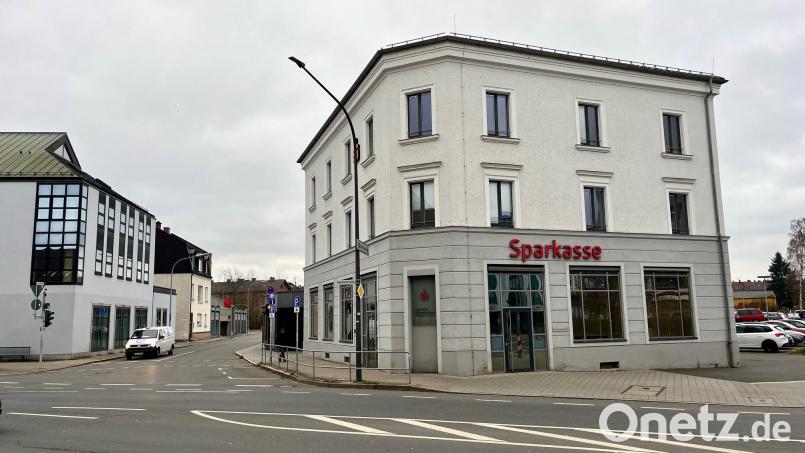 Das Gebäude der früheren Buchhandlung Schlegl muss weichen. Im Zuge der weiteren Wittgarten-Rahmenplanung soll hier ein markanter Neubau entstehen. Bild: Gabi Schönberger