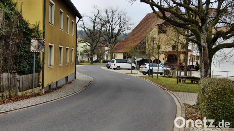 Für die Straßenausbaubeiträge nach der Neugestaltung der Hauptstraße in Etzelwang wird vom Freistaat Bayern ein Zuschuss beantragt. Das war im Etzelwanger Gemeinderat zu hören. Bild: ds