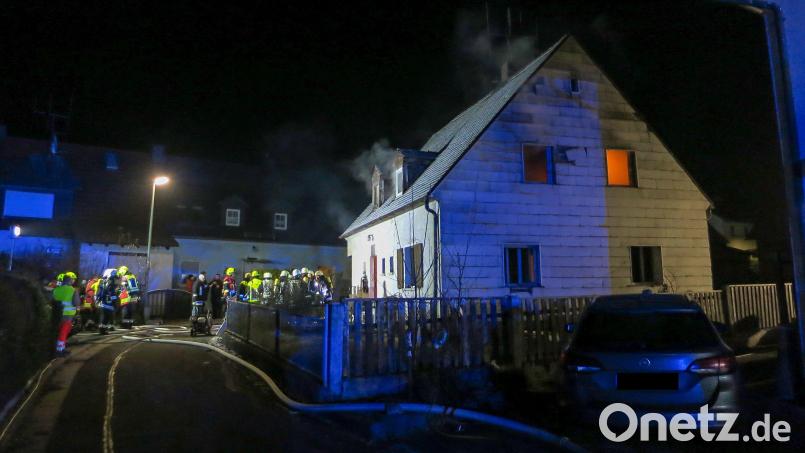 Im Obergeschoss des Wohnhauses war am Abend des Neujahrstags das Feuer ausgebrochen. Bild: Feuerwehr Hirschau