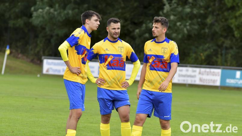 Jonas Obendorfer (links) wechselt vom TuS Schnaittenbach zur DJK Gebenbach. Archivbild: Hubert Ziegler