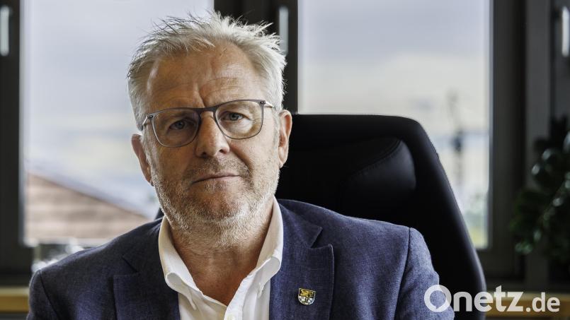 Gegen Oberbürgermeister Andreas Feller läuft ein Disziplinarverfahren. Bild: Hösamer