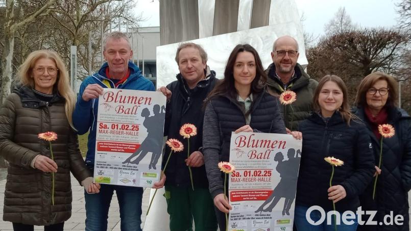 Bereits zum 43. Mal findet der Große Blumenball statt. Bild: Gartenbaugruppe Weiden/exb
