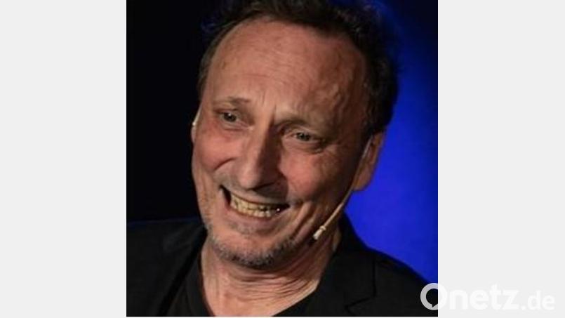 Ein Stachelbär auf Solopfaden: Der bekannte Pfaffenhofener Kabarettist Michael Eberle präsentiert am 24. Januar auf der Kleinkunstbühne der &quot;Futura&quot; sein neues Programm &quot;Wendezeit&quot;. Bild: Ebensberger/exb
