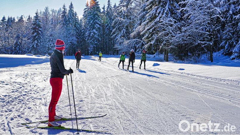 Die Langlauf-Loipe an der Bleaml-Alm bei Fichtelberg ist derzeit eine der wenigen, die sich in einem akzeptablen Zustand befinden. Bild: Andreas Munder/exb