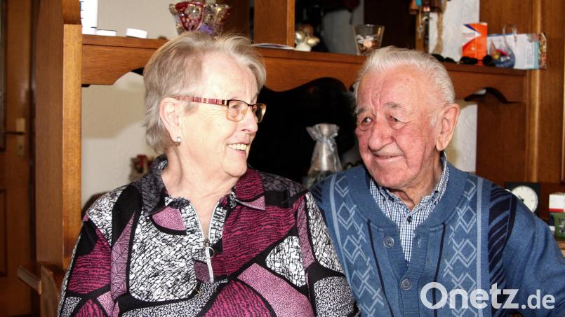 Edeltraud und Hans Konz heirateten vor 60 Jahren. Am Samstag feierten sie Diamantene Hochzeit. Bild: wro