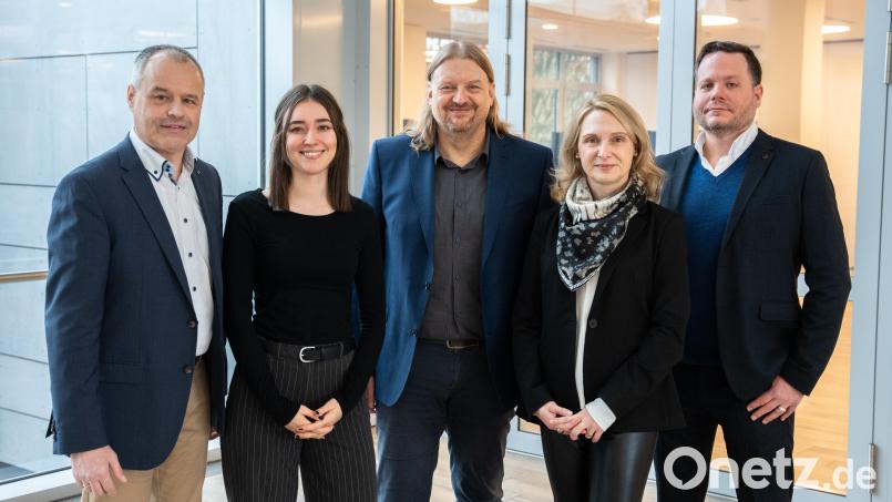 Die neue Chefredaktion von Oberpfalz Medien (von links): Stefan Zaruba, Magdalena Raß, Kai Gohlke, Simone Baumgärtner und Thomas Webel. Bild: Marco Meier