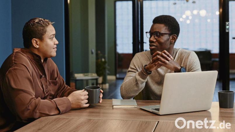 Ist 2025 mehr Geld für mich drin? Nachfragen lohnt sich auf jeden Fall, raten Experten. Symbolbild: Seventyfour/Westend61/dpa