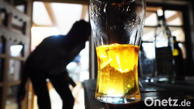 Ein 81-Jähriger hatte Alkohol getrunken uns sich anschließend trotzdem hinters Autosteuer gesetzt. Das hat nun Konsequenzen. Bild: Petra Hartl