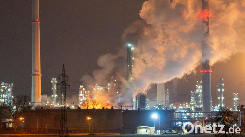 Die Anlagen wurden außer Betrieb genommen. Details sind den Angaben zufolge bisher nicht bekannt, man treffe jedoch alle notwendigen Sicherheitsmaßnahmen. Bild: Lars Haubner/NEWS5/dpa
