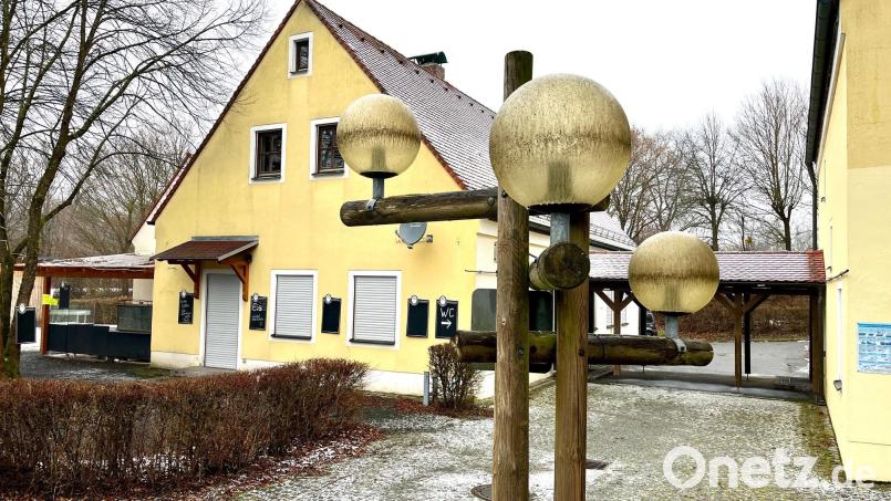 Seit dem Tod von Klaus Huttarsch im Herbst ist die Freizeitanlage Neustadt geschlossen. Künftig kümmert sich dessen Bruder Wolfgang um die Gäste. Bild: Gabi Schönberger