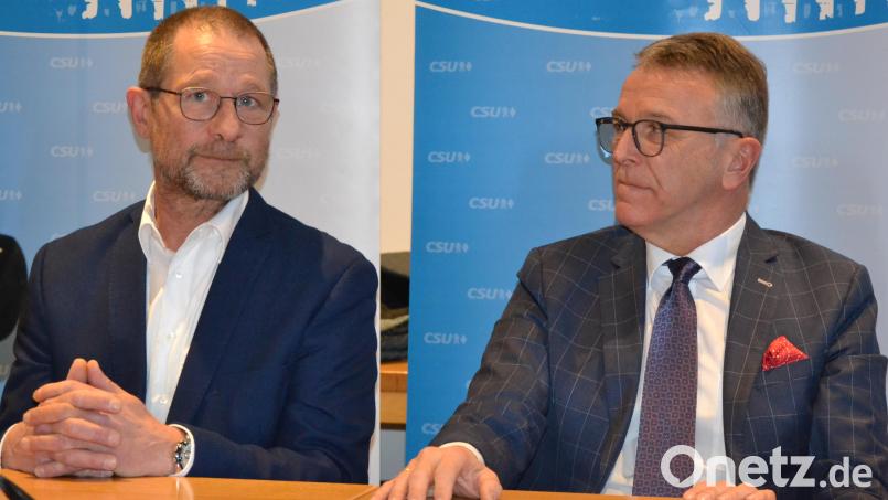 Harald Siegert (links, zusammen mit Bürgermeister Franz Stahl) will bei der Kommunalwahl 2026 in Tirschenreuth als Bürgermeisterkandidat der CSU antreten. Bild: pz