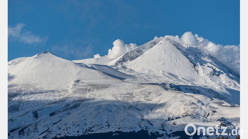 Nach Unfällen am Ätna sterben zwei Wanderer. (Archivfoto) Bild: Salvatore Allegra/AP/dpa