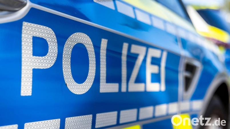 Nach den tödlichen Unfällen ermitteln die jeweils zuständigen Polizeidienststellen. (Symbolbild) Bild: David Inderlied/dpa