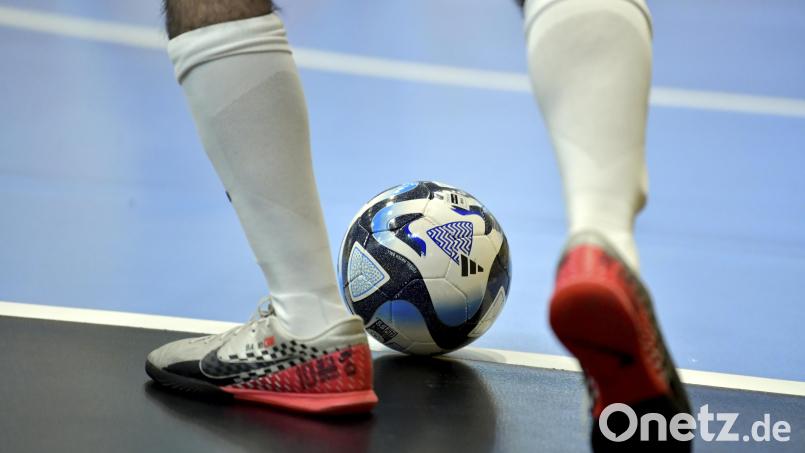 Die Frauen des 1. FC Schwarzenfeld sind am Samstag bei der bayerischen Hallenmeisterschaft in Treuchtlingen dabei. Symbolbild: Hubert Ziegler