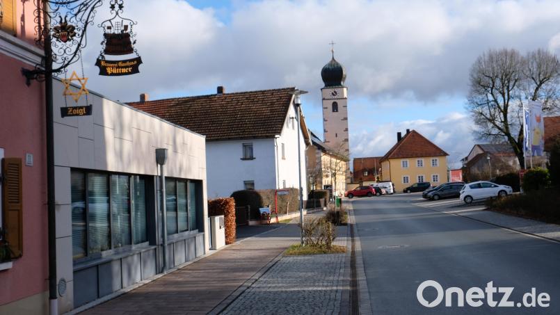 &quot;Bei uns lässt es sich gut leben&quot; sagt Bürgermeister Johannes Schmid mit Verweis auf die vielen Wohlfühl-Faktoren in der Gemeinde Schlammersdorf. Bild: do