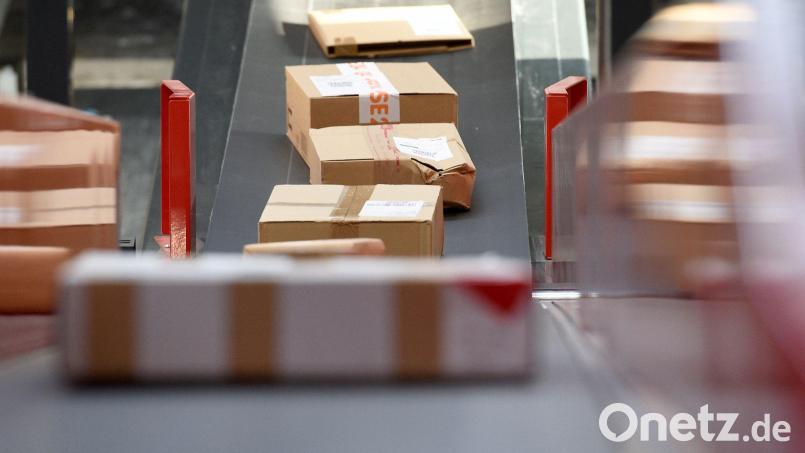 Ärger mit der Post oder einem anderen Zustelldienst? Dann kann ein Tool der Verbraucherzentralen eine erste rechtliche Einschätzung geben, ob Betroffene Ansprüche geltend machen können. Symbolbild: Rainer Jensen/dpa-tmn