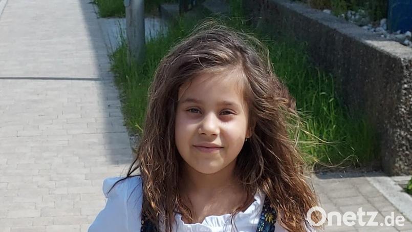 Die achtjährige Mia aus Kastl leidet an einer besonderen Form der Leukämie und wartet auf eine passende Stammzellenspende. Bild: Michaela Hufnagel
