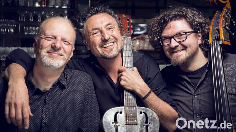 Richie Necker & Friends geben ein Konzert im "Kulturbahnhof Parapluie" in Weiden. Bild: Michael Uebler/exb