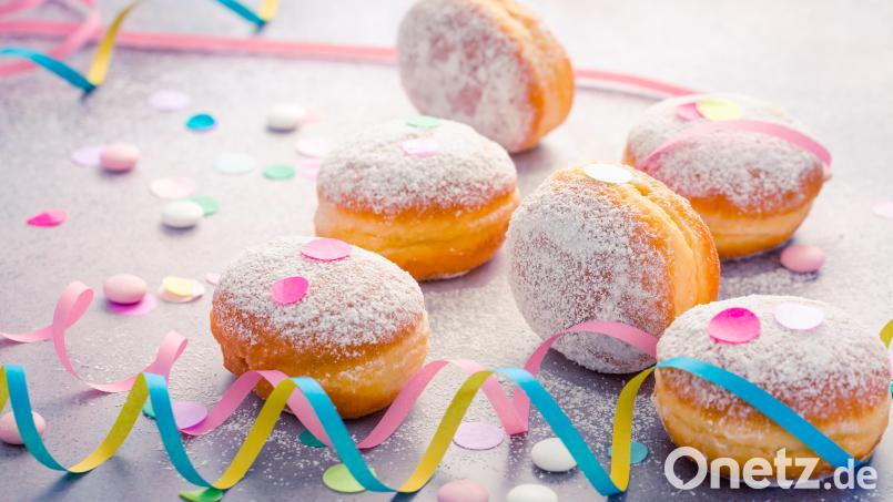 Dominik Mark zieht Halloween der Faschingszeit vor und das hat seine Gründe. Krapfen findet er trotzdem lecker. Symbolbild: Brebca /stock.adobe.com