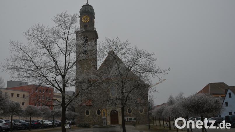 Alles neu macht der Frühling: Nach den Osterfeiertagen beginnen in der katholischen Stadtpfarrkirche die Renovierungsarbeiten, die viel Zeit in Anspruch nehmen werden. Bild: dob