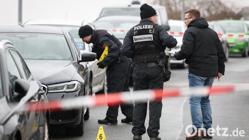 Die Ermittler gehen davon, dass sich Täter und Opfer kannten. Bild: Daniel Karmann/dpa