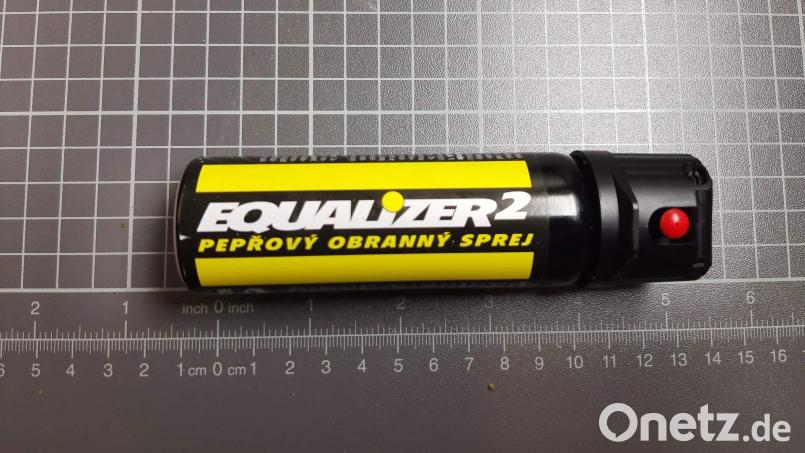 Die Polizei hat ein Pfefferspray der Marke Equakizer2 beschlagnahmt. Bild: Bundespolizei