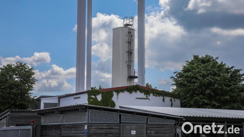 In der Dekan-Hirtreiter-Straße haben die Amberger Stadtwerke einst für die Bebauung auf dem Gelände der ehemaligen Pond-Barracks ein zentrales Blockheizkraftwerk gebaut. Ein Beispiel für dezentrale Wärmeversorgung. Bild: Wolfgang Steinbacher