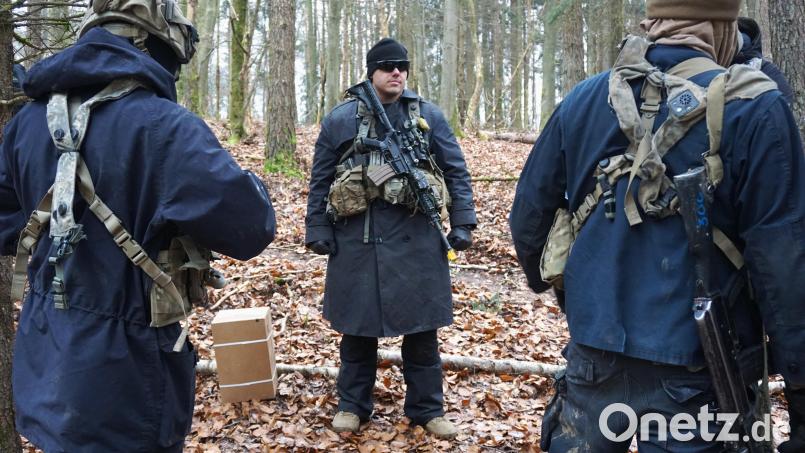 Diese Soldaten gehören zu einem speziellen Bataillon der US-Armee. Die Einheit ist fest in Hohenfels stationiert und spielt bei den Übungen auf dem dortigen Truppenübungsplatz jedes Mal den &quot;Feind&quot;. Also Russland. Bild: jut