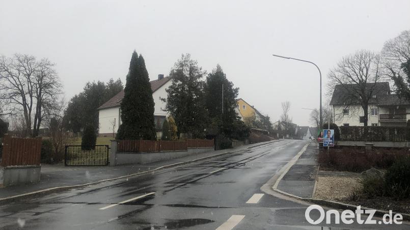 Auf Anraten der Polizei und nach ausführlicher Beratung des Bauausschusses wird es in der Etzenrichter Straße keine Tempo-30-Zone geben. Bild: sei