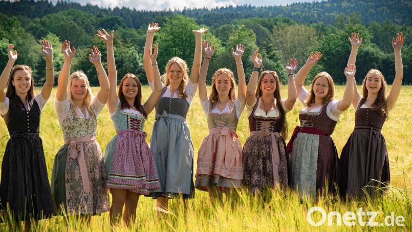 Vorfreude auf das Jubiläum „150 Jahre FFW Gaisthal“ vom 6. bis 9. Juni. Die Feuerwehr kann auf die Unterstützung von 29 Festdamen zählen. Bild: Robert Zach