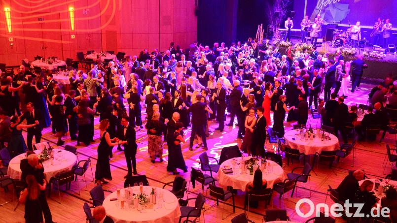 Der Garnisonsball gestaltete sich zu einer Gala. Bild: Kunz