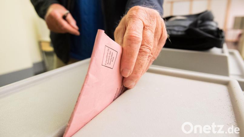 In Weiden sind über 30.000 Wahlberechtigte aufgerufen ihre Stimme zur Bundestagswahl abzugeben. Symbolbild: Julian Stratenschulte, dpa