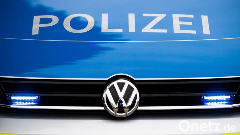 Nach einem Unfall in Würzburg ist ein 28-Jähriger gestorben. (Symbolbild) Bild: Lino Mirgeler/dpa