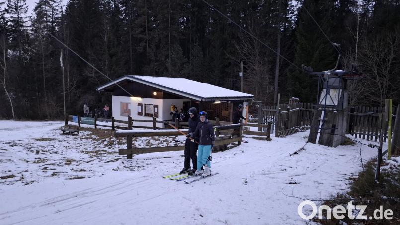 Am Donnerstag, 20. Februar öffnete der Skilift Wurmstein in Flossenbürg das erste Mal in dieser Skisaison. Bild: Eva Kreuzer