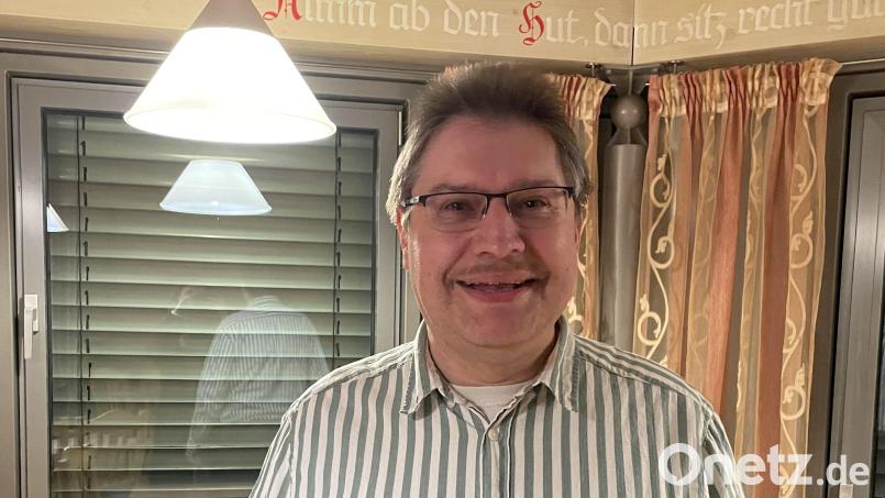 Wolfgang Bock (CSU) freut sich. Er ist neuer Bürgermeister der Gemeinde Georgenberg. Er feierte beim &quot;Hammerwirt&quot; in Neuenhammer mit Familie und Freunden. Bild: Paulina Schmidt