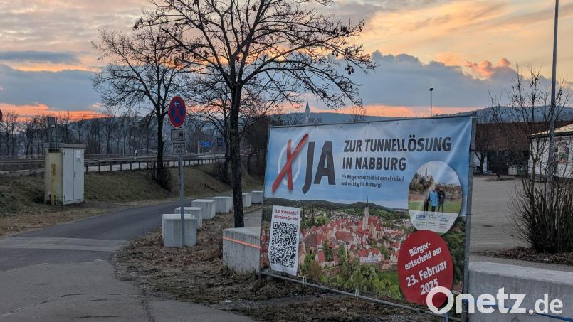 Die Nabburger stimmten am Sonntag per Bürgerentscheid über eine Tunnellösung für den Bahnübergang ab. Dabei wurden die Bemühungen der Stadt um einen Tunnel klar gestärkt. Bild: wrl